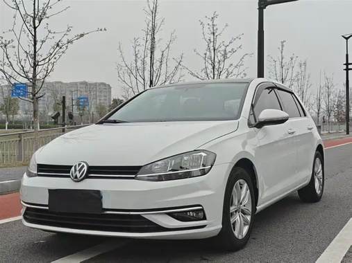 Volkswagen Golf 2020