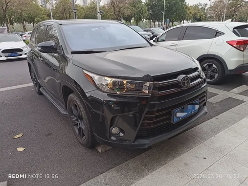 Toyota Highlander 2020