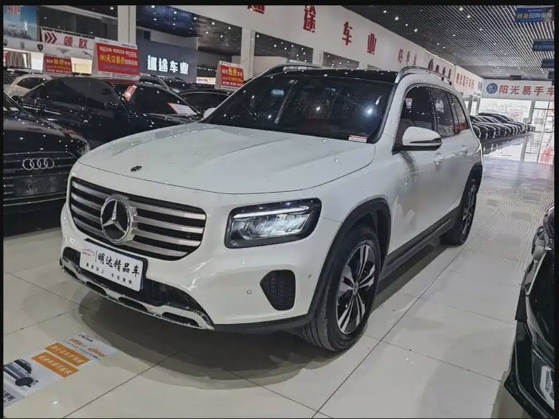 Mercedes-Benz GLB-Class
