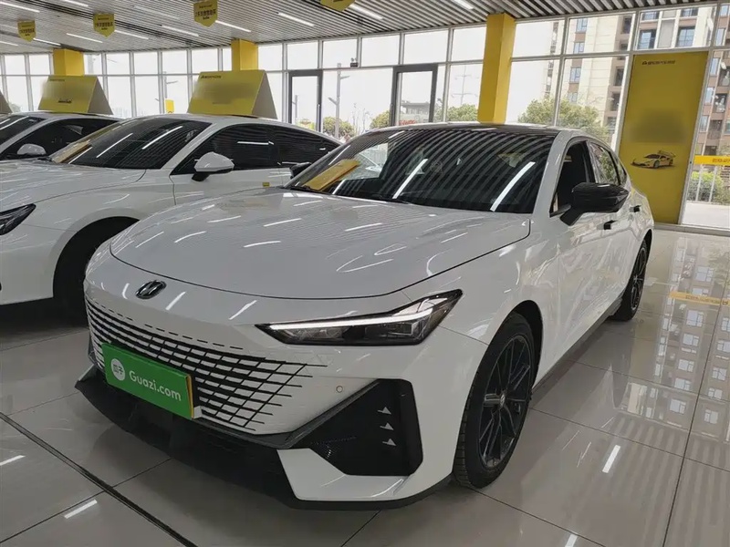 Changan UNI-V