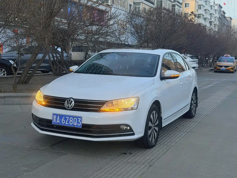 Volkswagen Sagitar