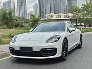 Porsche Panamera 2022