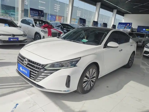 Nissan Teana 2025