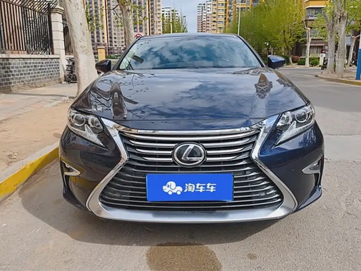 Lexus ES 2016
