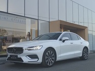 Volvo S60 2024