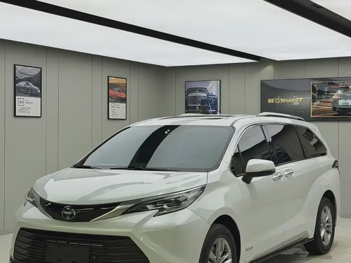 Toyota Sienna 2022