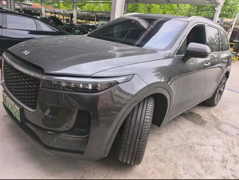 Li Auto ONE