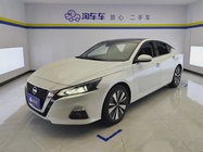 Nissan Teana 2022