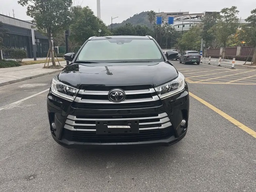 Toyota Highlander 2021