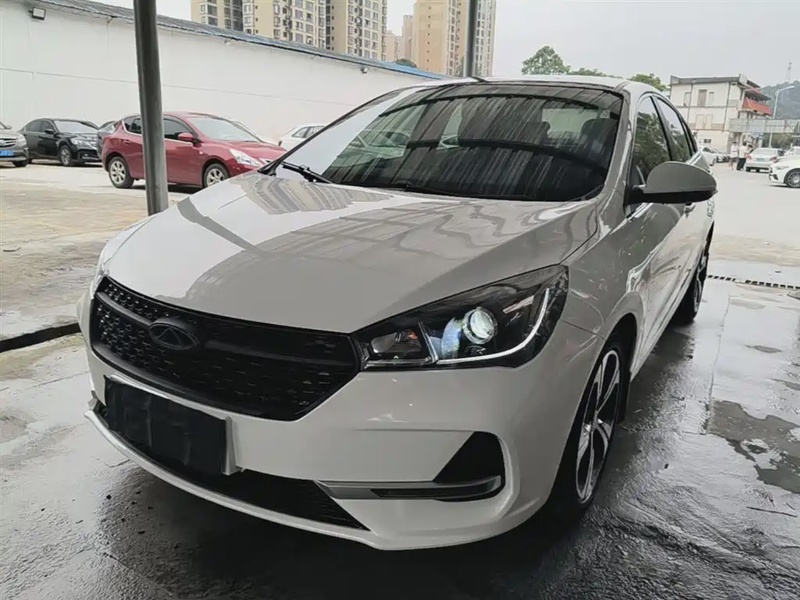 Chery Arrizo 5