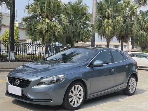 Volvo V40 2013