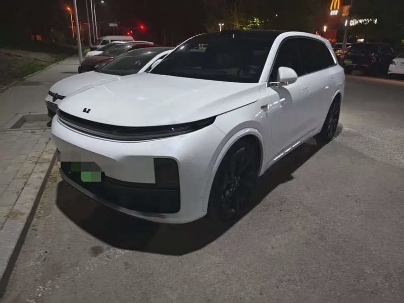 Li Auto L7