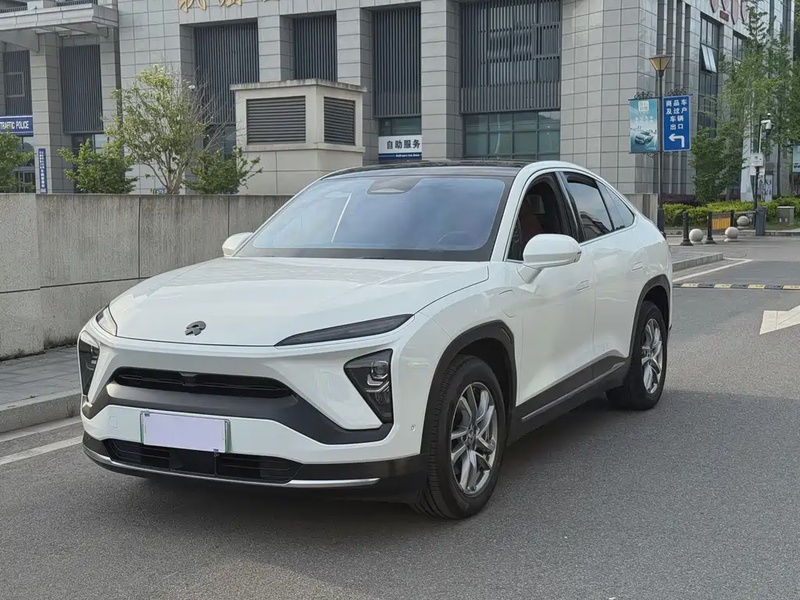 NIO EC6