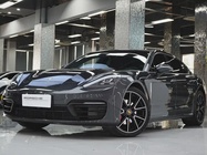 Porsche Panamera 2023