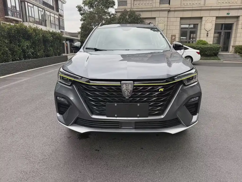 Roewe RX5