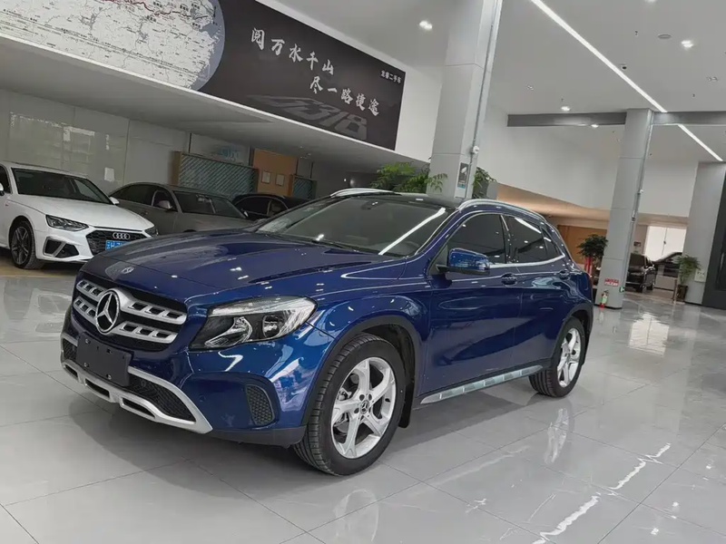 Mercedes-Benz GLA-Class