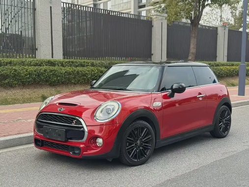 MINI Other 2018