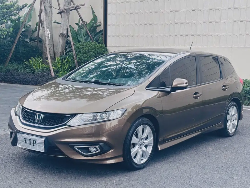 Honda Jade