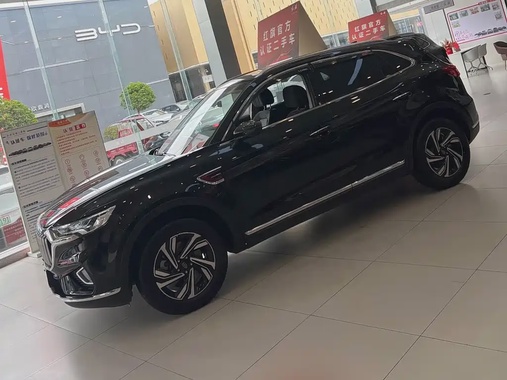 Hongqi HS5 2023