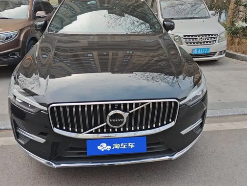 Volvo XC60 2022
