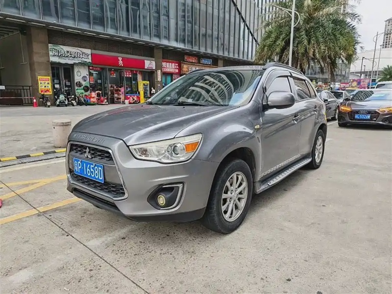 Mitsubishi ASX