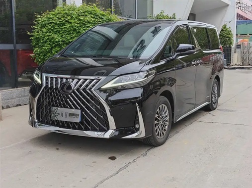 Lexus LM 2022