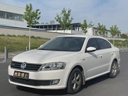 Volkswagen Lavida 2015