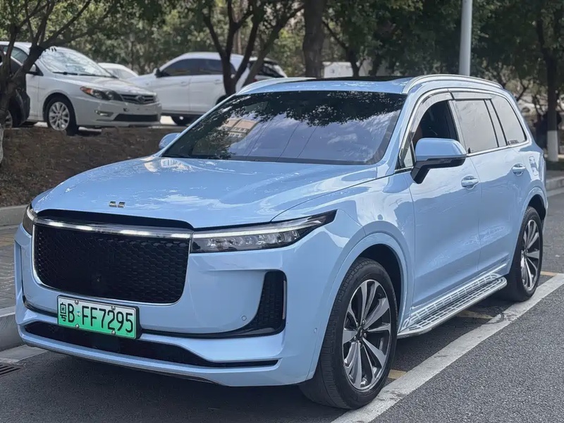 Li Auto ONE