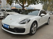 Porsche Panamera 2023