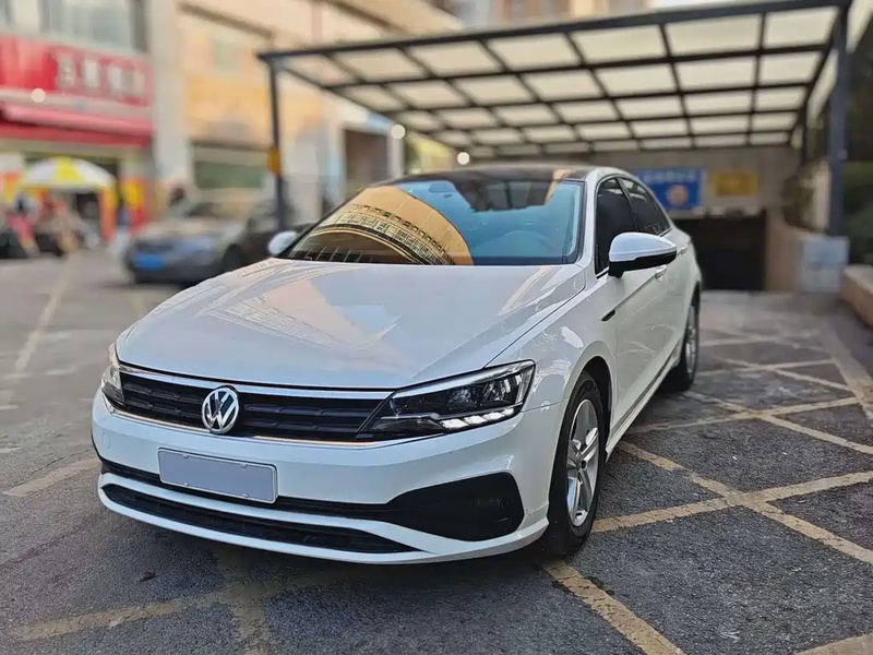 Volkswagen Lamando
