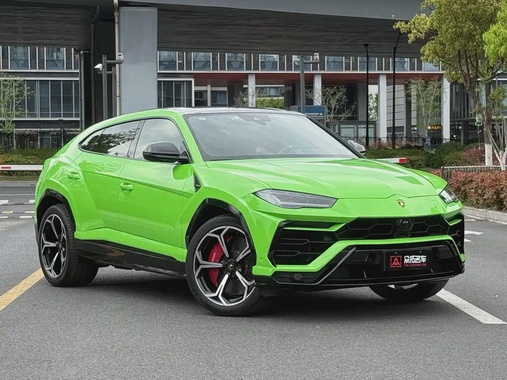Lamborghini Urus 2021