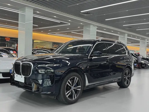 BMW X7 2023