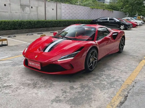 Ferrari F8 2023