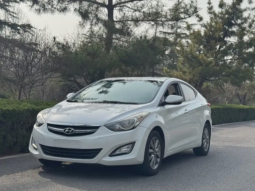 Hyundai Elantra 2015