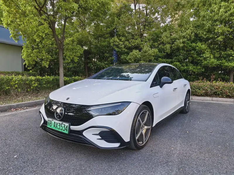 Mercedes-Benz EQE