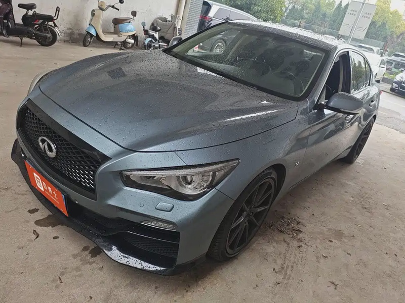 Infiniti Q50