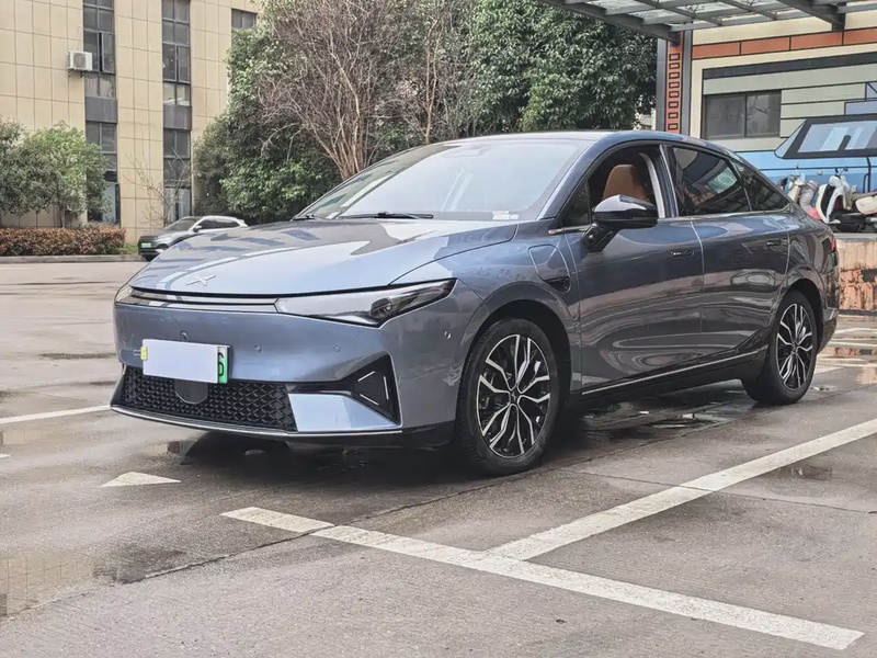 XPeng P5