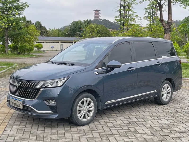Wuling Jiachen