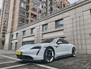 Porsche Taycan 2021