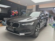 Volvo V90 2025