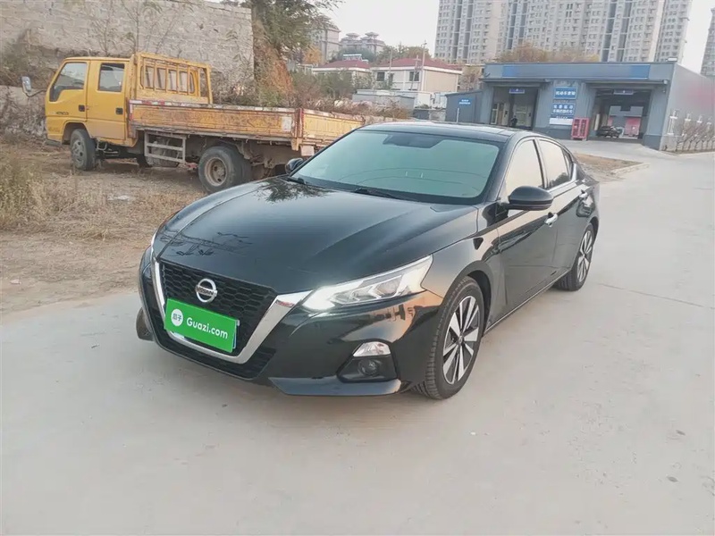 Nissan Teana