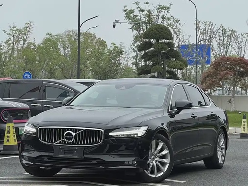 Volvo S90 2018