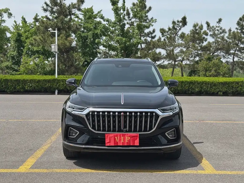 Hongqi HS5