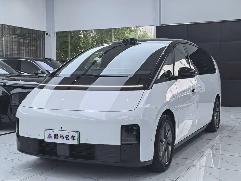 Li Auto MEGA