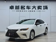 Lexus ES 2017