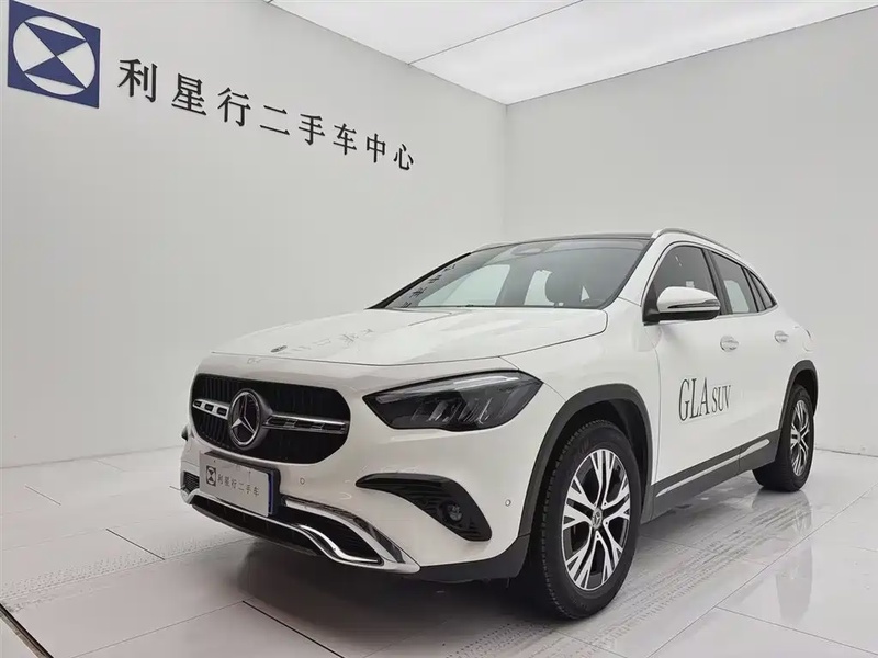 Mercedes-Benz GLA-Class
