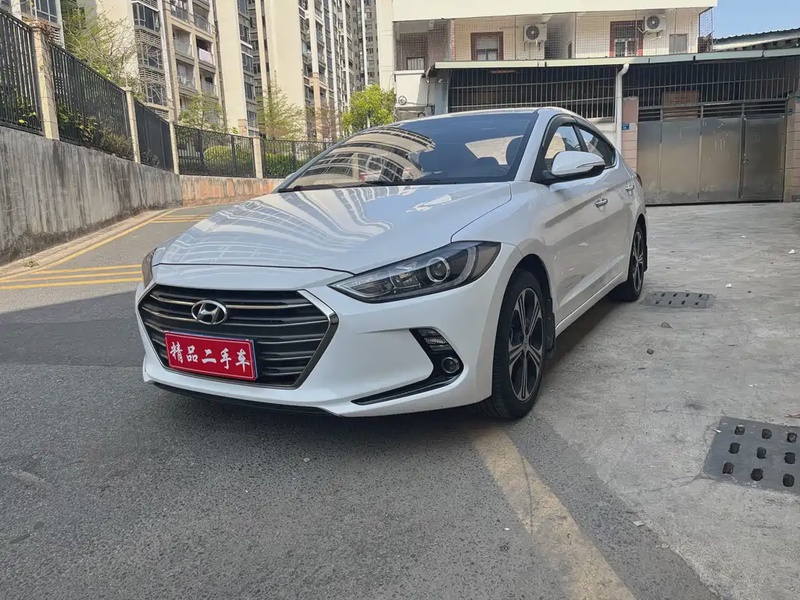 Hyundai Elantra