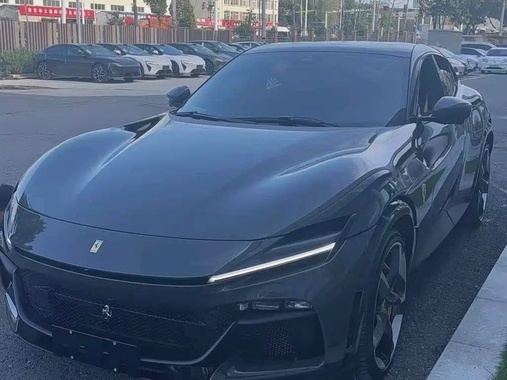 Ferrari Purosangue 2025