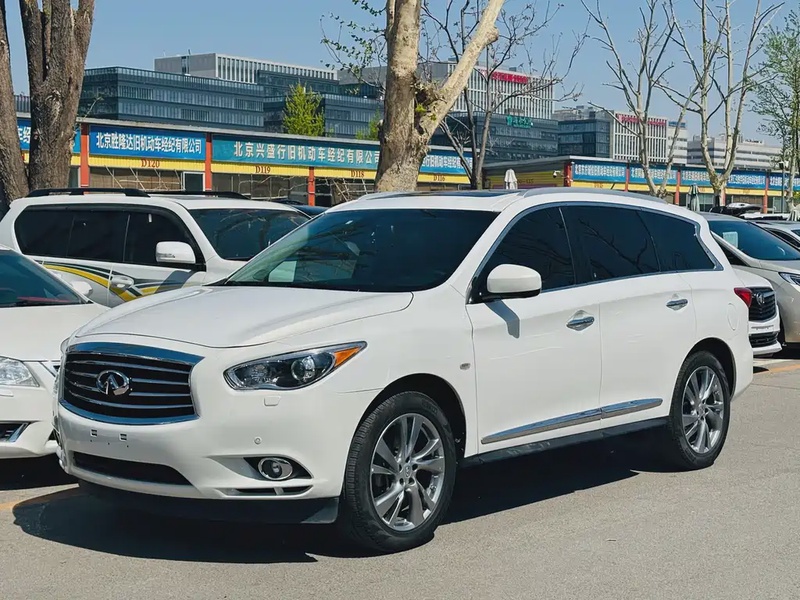Infiniti JX