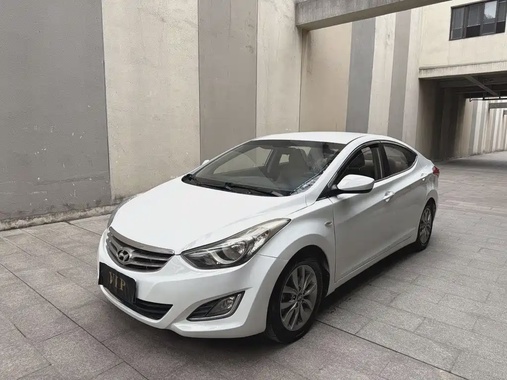 Hyundai Elantra 2015